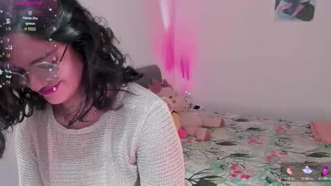 Maria Fernanda online show from 15, 10, 2025