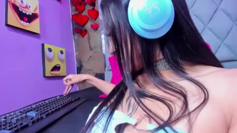 Miaa online show from 18, 2, 2025