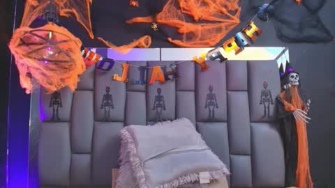 Mia online show from 27, 10, 2025