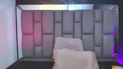 Mia online show from 19, 11, 2025