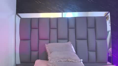 Mia online show from 16, 2, 2026