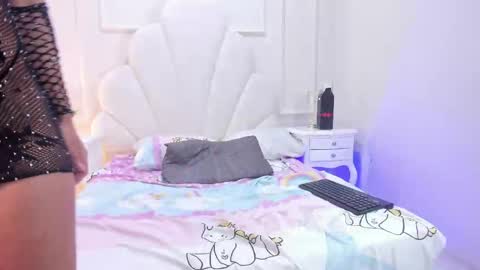 Snapshot of miaakittyy chatting on 30, 4, 2026 miaakittyy online show from 30, 4, 2026
