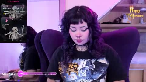 Snapshot of miaamane chatting on 23, 10, 2025 Mia online show from 23, 10, 2025