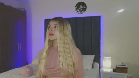 Snapshot of miaandnaty1 chatting on 19, 2, 2026 miaandnaty1 online show from 19, 2, 2026