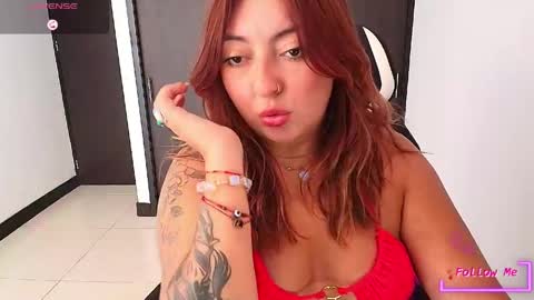 Snapshot of miaawild chatting on 25, 4, 2026 Andrea online show from 25, 4, 2026