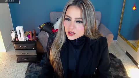 Snapshot of miacarperrlux chatting on 9, 3, 2025 MiaCarper online show from 9, 3, 2025