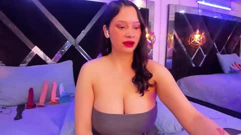 Snapshot of miacharloth chatting on 14, 2, 2026 Mia online show from 14, 2, 2026