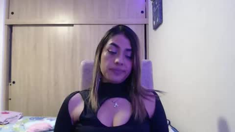 Snapshot of miacollings1 chatting on 1, 5, 2026 Miia online show from 1, 5, 2026