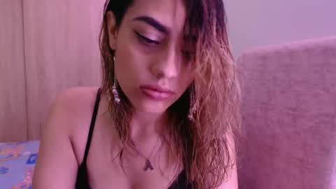 Snapshot of miacollings1 chatting on 1, 5, 2026 Miia online show from 1, 5, 2026
