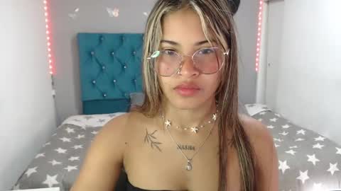 miacumgirl online show from 25, 5, 2026