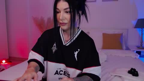 Snapshot of miacute4u chatting on 19, 3, 2026 miacute4u online show from 19, 3, 2026