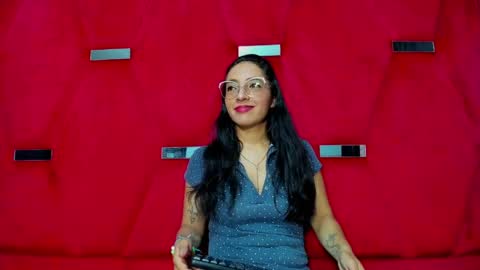 miadivinehyh online show from 20, 5, 2026
