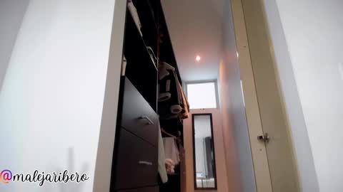 Snapshot of miaduval chatting on 7, 1, 2026 Mia online show from 7, 1, 2026