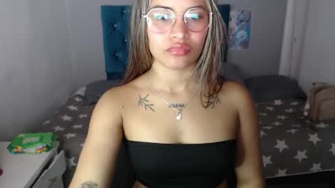 Snapshot of miafuckpussyhard chatting on 22, 4, 2026 miafuckpussyhard online show from 22, 4, 2026