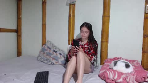 Mia  Sam online show from 27, 2, 2025