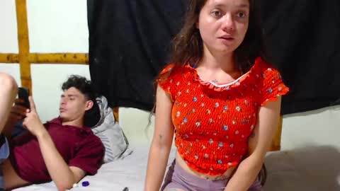 Mia  Sam online show from 19, 9, 2025