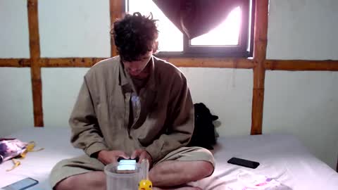 Mia  Sam online show from 10, 11, 2025