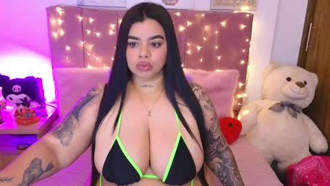 Snapshot of miahjoness chatting on 6, 4, 2026 Miah Joness online show from 6, 4, 2026