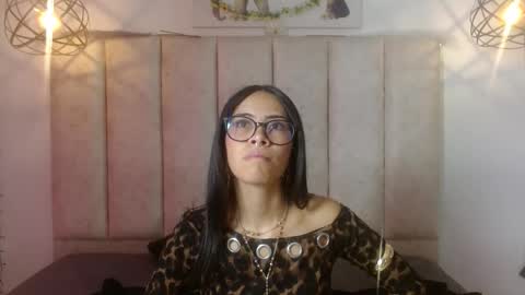 miahotcs online show from 27, 5, 2026