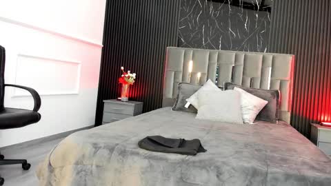 Miah  Sens online show from 16, 12, 2025