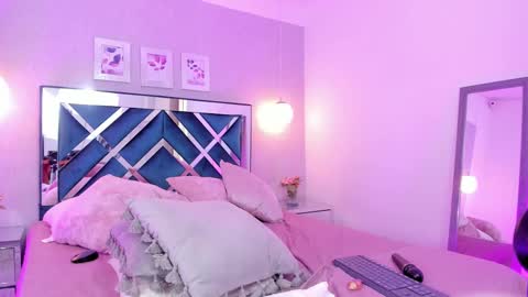 Mia Khalifa online show from 8, 3, 2025