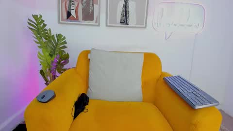 Mia Khalifa online show from 9, 9, 2025