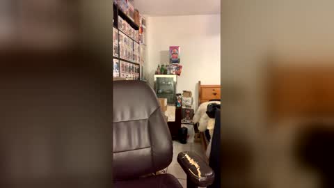 Mark online show from 30, 3, 2026