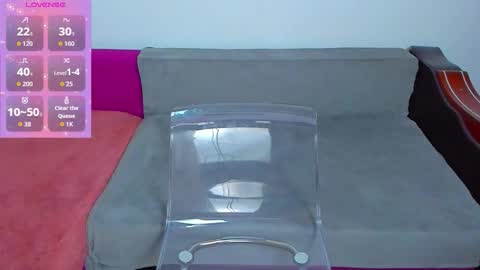 Mia Kittyy online show from 17, 10, 2025