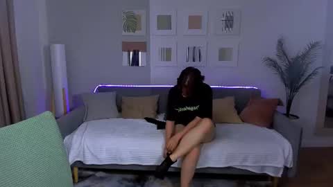 Snapshot of mialacrice chatting on 21, 6, 2026 mialacrice online show from 21, 6, 2026