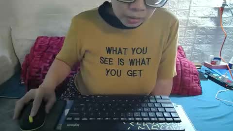 Mia online show from 14, 12, 2025