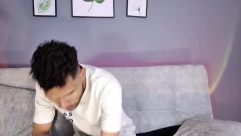 Mia online show from 22, 11, 2025