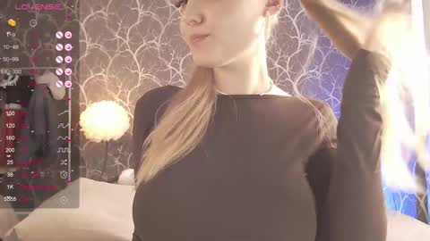 Mia online show from 22, 3, 2026