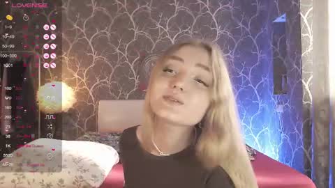 Mia online show from 27, 7, 2026