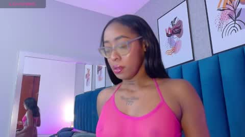 Snapshot of miamidnight1 chatting on 1, 6, 2026 Mia online show from 1, 6, 2026
