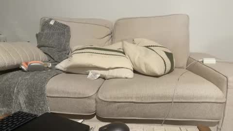 Snapshot of miamifit chatting on 23, 12, 2025 miamifit online show from 23, 12, 2025