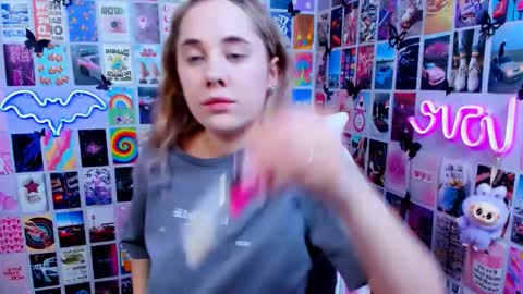 Snapshot of miamilas chatting on 16, 3, 2026 miamilas online show from 16, 3, 2026