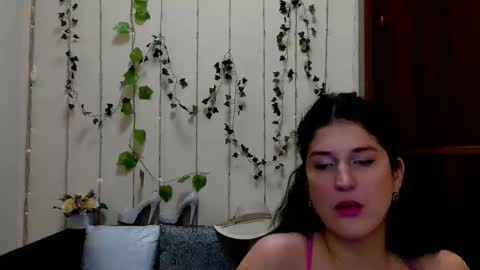 Snapshot of miamilff_sugar chatting on 20, 3, 2026 Alianna online show from 20, 3, 2026