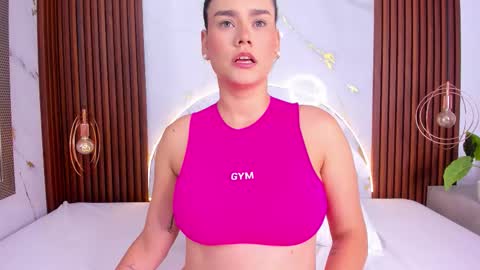 Mia  online show from 14, 2, 2026