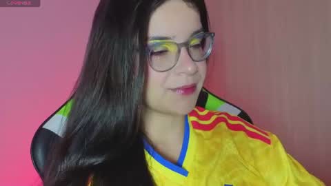 Snapshot of miamillerr_28 chatting on 18, 6, 2026 Mia online show from 18, 6, 2026