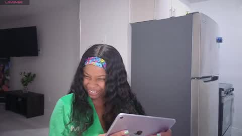 Snapshot of miamiworld chatting on 21, 4, 2026 MiamiWorld online show from 21, 4, 2026