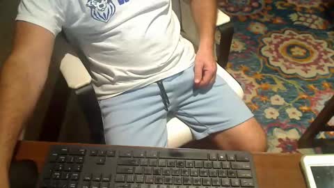 Snapshot of miamiwrestler chatting on 21, 4, 2026 miamiwrestler online show from 21, 4, 2026