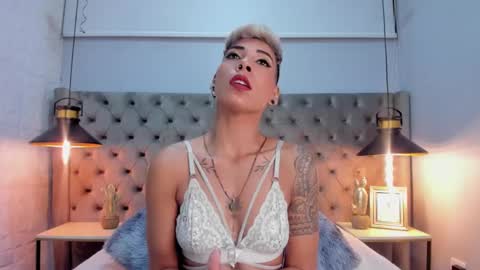 Snapshot of miamorgann chatting on 4, 3, 2025 Mia Morgann online show from 4, 3, 2025