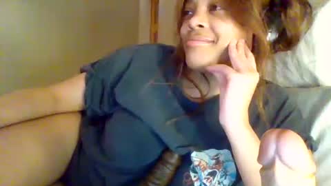 MiaMuffn online show from 4, 12, 2024