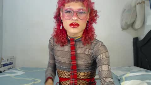Snapshot of miancuntydoll chatting on 30, 12, 2024 MianCuntyDoll online show from 30, 12, 2024