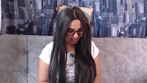 Snapshot of miapeyton chatting on 3, 2, 2025 Mia Peyton online show from 3, 2, 2025