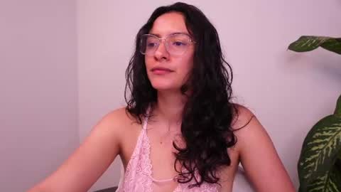 Snapshot of miaportman chatting on 8, 7, 2026 MIAPORTMANN online show from 8, 7, 2026