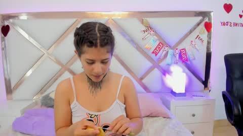 Sweetie Mia online show from 11, 2, 2025