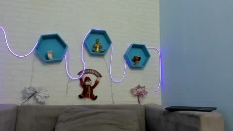 Snapshot of miaquevedo chatting on 5, 1, 2025 Mia Quevedo online show from 5, 1, 2025