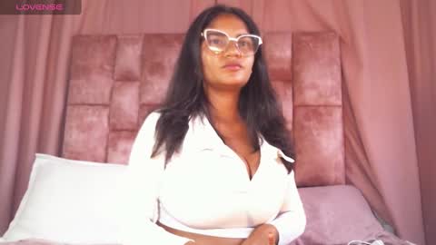 miasaandovaal 22 online show from 1, 1, 2025