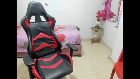 Snapshot of miasexi_hot11 chatting on 22, 4, 2026 miasexi_hot11 online show from 22, 4, 2026